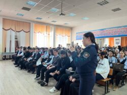 «Правовые последствия и ответственность за хранение, и распространение наркотиков»  «Наркобезопасность для подростков, ключевые принципы и рекомендации»